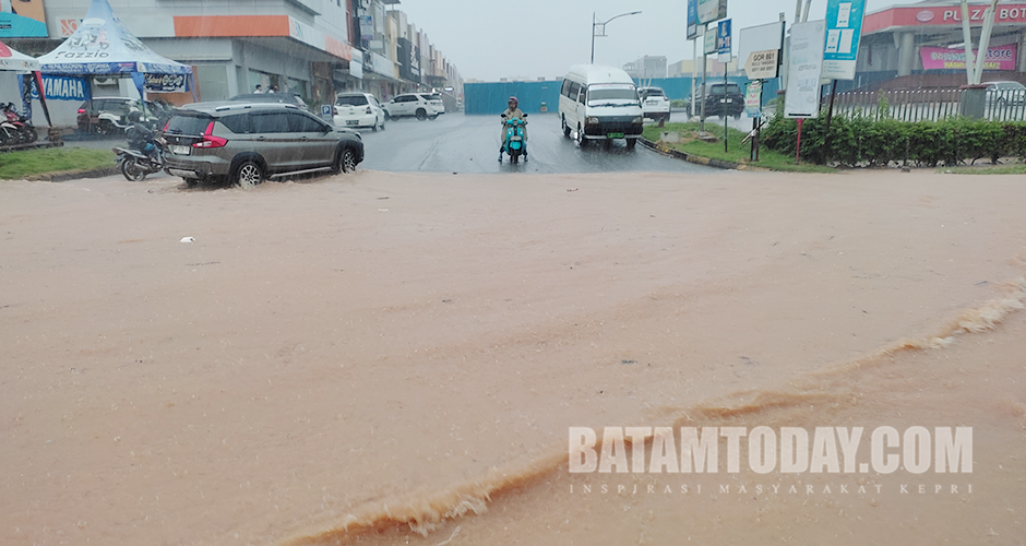 AR-BTD-5434-Banjir-Batam.jpg