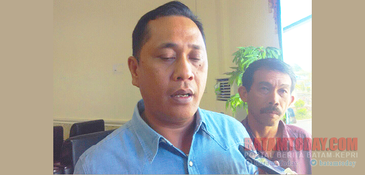 Ahmad-Dani,-Wakil-Ketua-II-DPRD-Kota-Tanjungpinang-728x349.gif