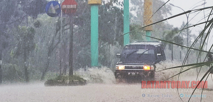 Banjir-di-Bintan.gif