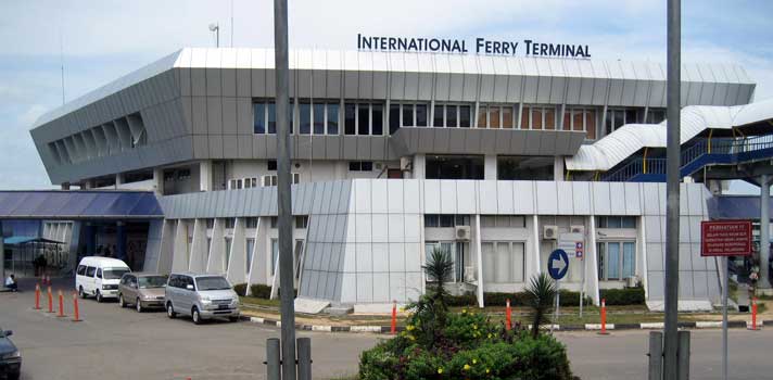 Batam_center_terminal_ferry.jpg