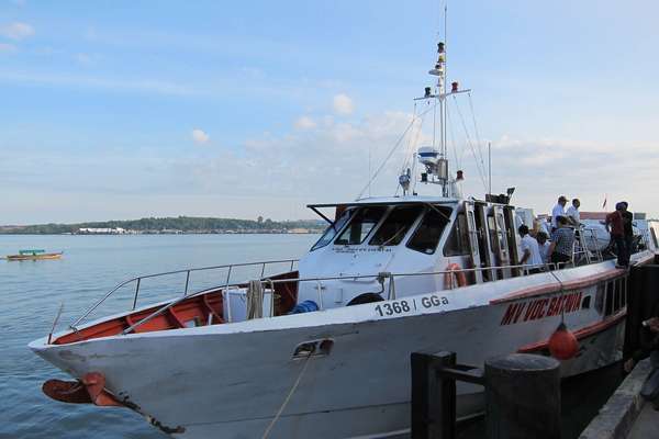 Ferry-VOC-Batavia1.jpg