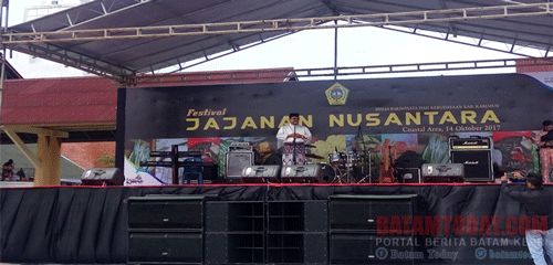 Festival-Jajanan-Nusantara1.gif