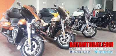 Harley-Dividson-di-Batam-400x192.gif