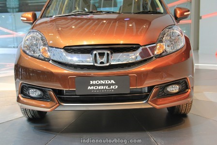 Honda-Mobilio-grille.jpg