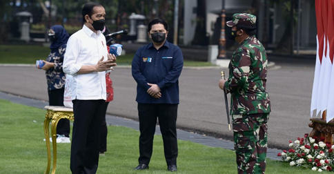 Jokowi-Erik-Panglima.jpg