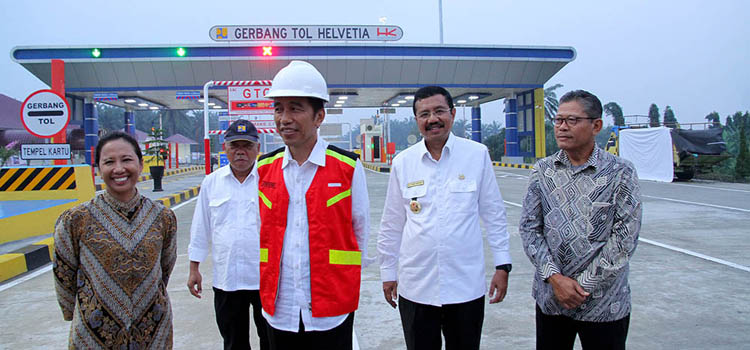 Jokowi-Resmikan-Jalan-Tol-Medan-Binjai.jpg