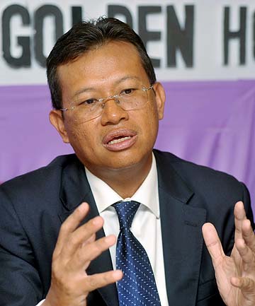 Menteri_Pemuda_dan_Olah_Raga_Malaysia_-__Ahmad_Shabery.jpg