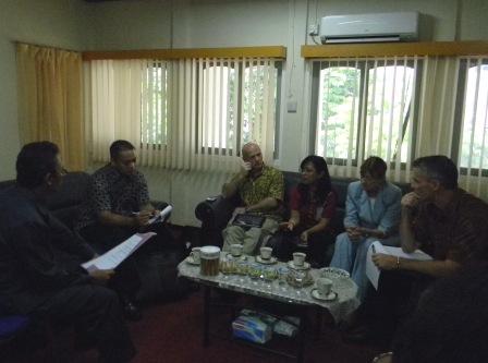 Pertemuan_Hakim_Ameika_dan_Hakim_PN_Tanjungpinang.JPG
