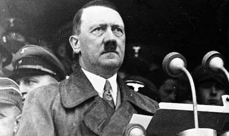 adolf_Hitler.jpg