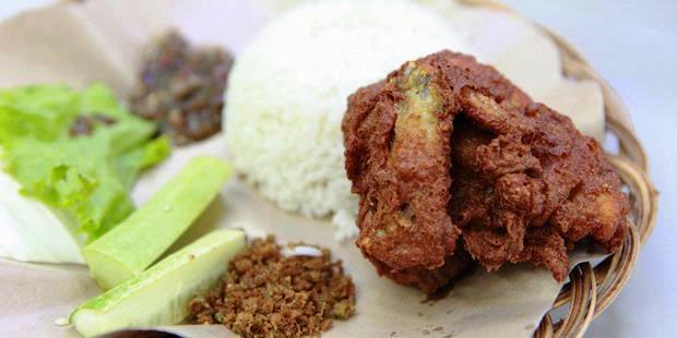Menjajal Sensasi Sambal Di Restoran Ayam Lepaas