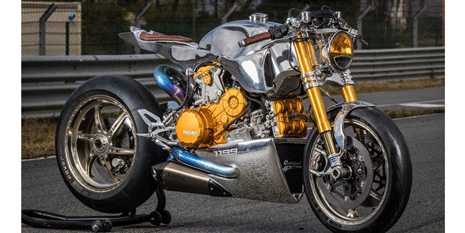 ducati_1199_panigale_s_racer-1.gif