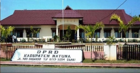 kantor-dprd-natuna1.jpg