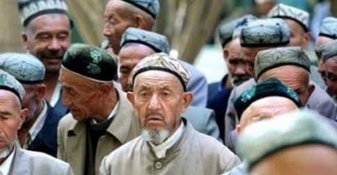 muslim-uighur-di-china.jpg
