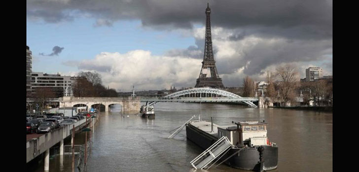 paris-banjir.jpg