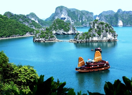 vietnam-tourism.jpg